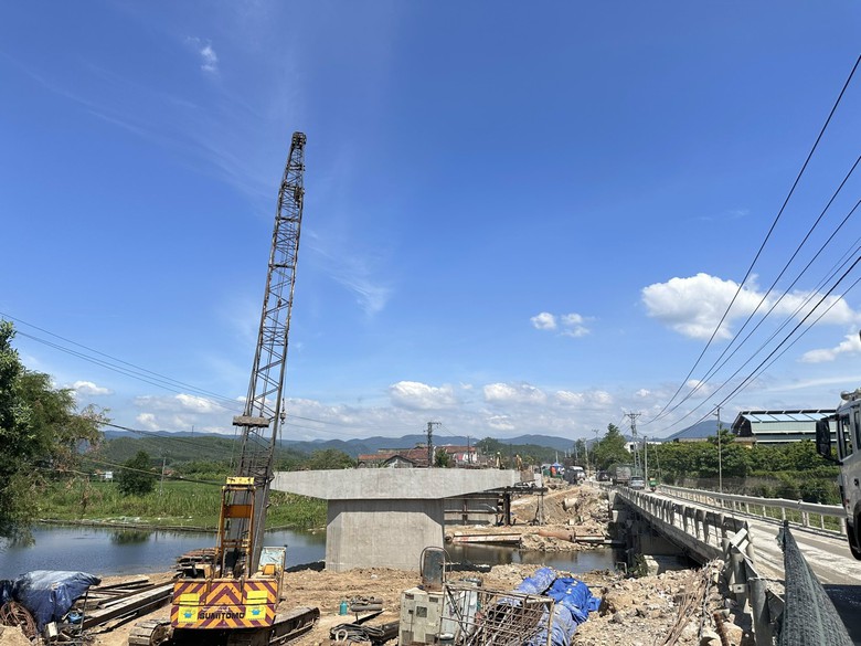 Điều chuyển nhà thầu chưa tập trung thi công dự án nâng cấp QL19- Ảnh 1. Điều chuyển nhà thầu chưa tập trung thi công dự án nâng cấp QL19- Ảnh 1.