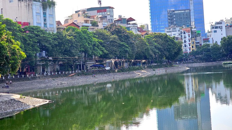 Thực trạng hồ Đống Đa trước khi được đầu tư 300 tỷ ở H&agrave; Nội- Ảnh 4.