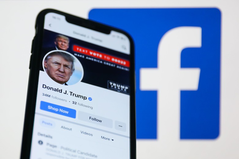 Meta dỡ bỏ giới hạn tài khoản Facebook và Instagram của ông Trump- Ảnh 1. Meta dỡ bỏ giới hạn tài khoản Facebook và Instagram của ông Trump- Ảnh 1.