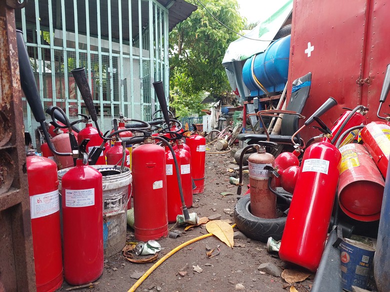 H&agrave;ng x&oacute;m &aacute;m ảnh sau vụ ch&aacute;y khiến 3 mẹ con tử vong ở G&ograve; Vấp- Ảnh 3.