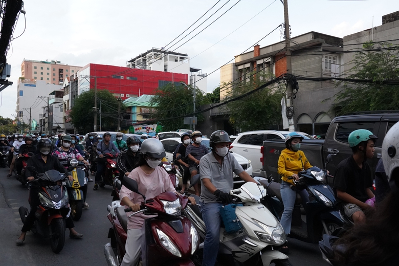 H&agrave;ng loạt th&aacute;ch thức với giao th&ocirc;ng, sức khỏe con người từ xe v&agrave; kh&iacute; thải- Ảnh 2.