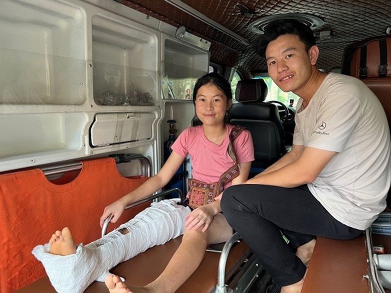 Ấm &aacute;p những chuyến xe miễn ph&iacute; gi&uacute;p bệnh nh&acirc;n ngh&egrave;o- Ảnh 1.