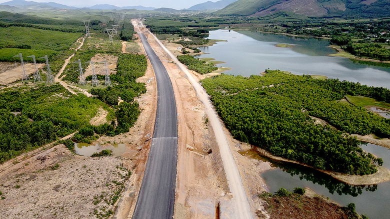 Chạy nước r&uacute;t ho&agrave;n th&agrave;nh 3.000km cao tốc- Ảnh 2.