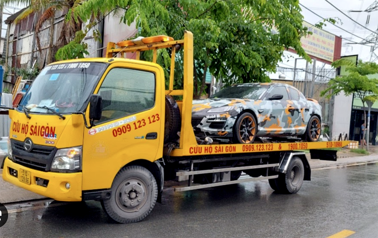 Xe cứu hộ&nbsp;phải ni&ecirc;m yết th&ocirc;ng tin, lắp camera&nbsp;gi&aacute;m&nbsp;s&aacute;t- Ảnh 2.