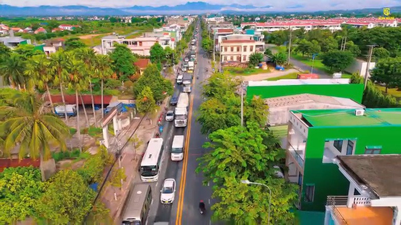 Cấm xe qua cầu Tr&agrave; Kh&uacute;c 2: T&agrave;i xế lạc đường, giao th&ocirc;ng &ugrave;n tắc- Ảnh 2.