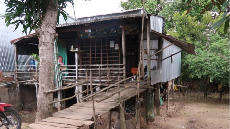 Khởi tố người đàn ông ở An Giang hiếp dâm bé gái 13 tuổi đến có thai- Ảnh 2. Khởi tố người đàn ông ở An Giang hiếp dâm bé gái 13 tuổi đến có thai- Ảnh 2.