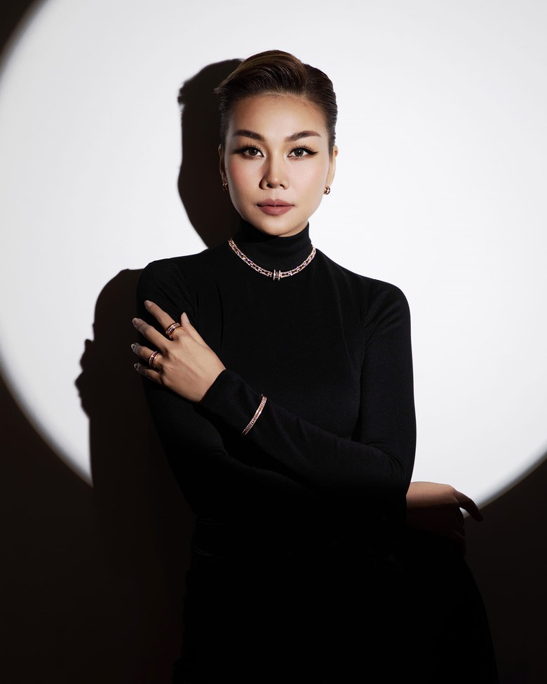 Siêu mẫu Thanh Hằng lên tiếng sau khi bị réo tên trong ồn ào chèn ép Hoàng Thùy- Ảnh 1. Siêu mẫu Thanh Hằng lên tiếng sau khi bị réo tên trong ồn ào chèn ép Hoàng Thùy- Ảnh 1.