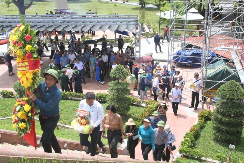 Cục Đường bộ, Báo Giao thông tri ân các Anh hùng liệt sỹ, TNXP ngành GTVT- Ảnh 5. Cục Đường bộ, Báo Giao thông tri ân các Anh hùng liệt sỹ, TNXP ngành GTVT- Ảnh 5.