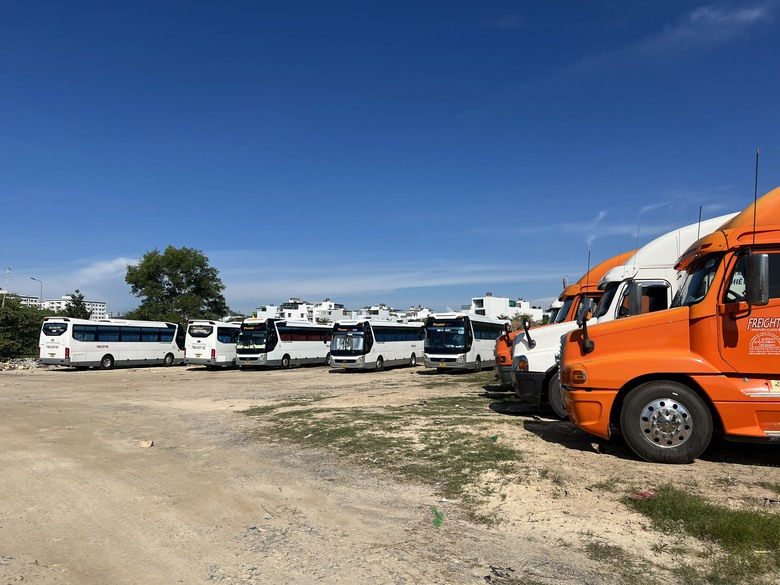 Xóa sổ bãi đỗ xe trái phép trong khu đô thị ở Nha Trang- Ảnh 1. Xóa sổ bãi đỗ xe trái phép trong khu đô thị ở Nha Trang- Ảnh 1.