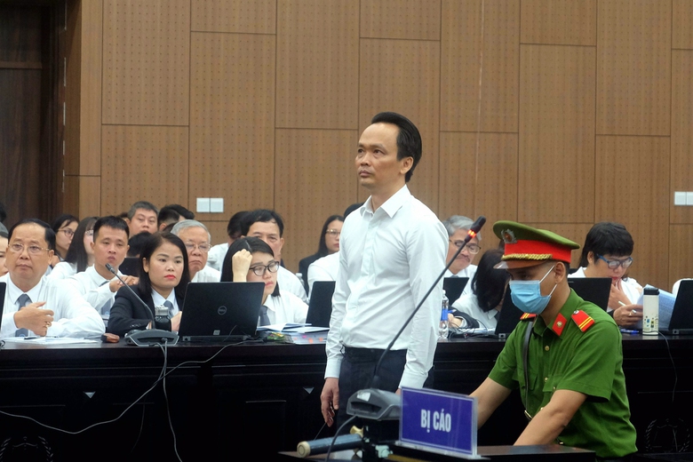 Diễn biến đ&aacute;ng ch&uacute; &yacute; trước khi t&ograve;a tuy&ecirc;n &aacute;n Trịnh Văn Quyết v&agrave; 49 bị c&aacute;o- Ảnh 1.