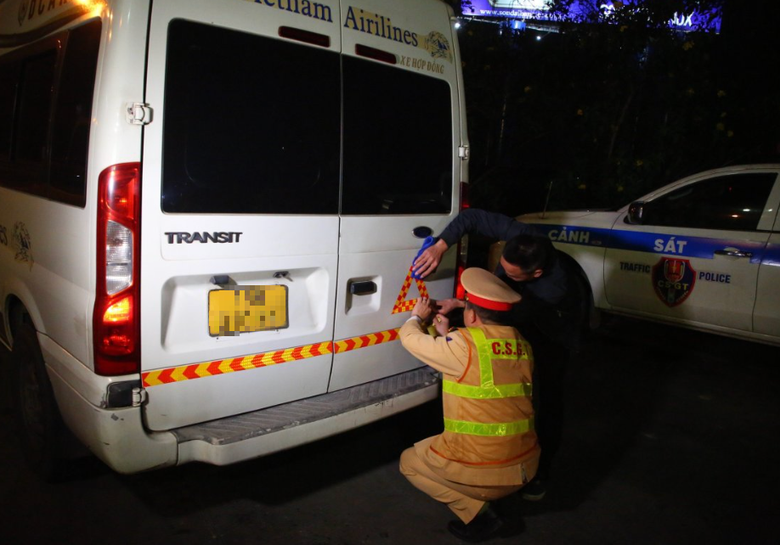 Quy định mới về đảm bảo an to&agrave;n giao th&ocirc;ng khi gặp sự cố tr&ecirc;n cao tốc- Ảnh 2.