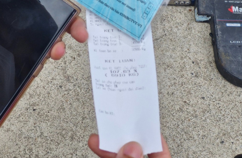 Xe qu&aacute; tải phục vụ nạo v&eacute;t l&ograve;ng hồ N&uacute;i Cốc, Th&aacute;i Nguy&ecirc;n- Ảnh 5.