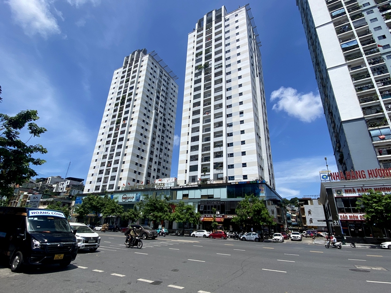 Quảng Ninh: Lạ l&ugrave;ng trăm hộ d&acirc;n &ldquo;sống chui&rdquo; trong nh&agrave; m&igrave;nh- Ảnh 1.