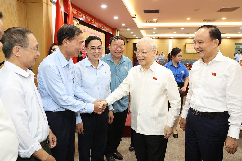 Vị B&iacute; thư H&agrave; Nội giản dị trong k&yacute; ức c&aacute;n bộ gi&uacute;p việc- Ảnh 1.
