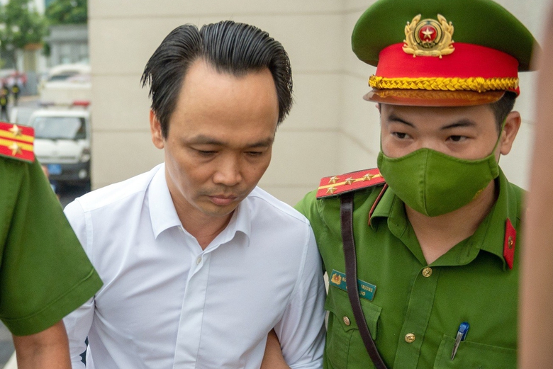 Gia đình Trịnh Văn Quyết nộp khắc phục thừa hơn 46 tỷ đồng- Ảnh 1. Gia đình Trịnh Văn Quyết nộp khắc phục thừa hơn 46 tỷ đồng- Ảnh 1.