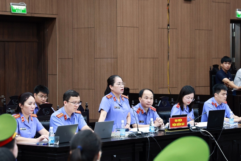 Cựu Chủ tịch Tập đo&agrave;n FLC Trịnh Văn Quyết bị đề nghị 24-26 năm t&ugrave;- Ảnh 1.