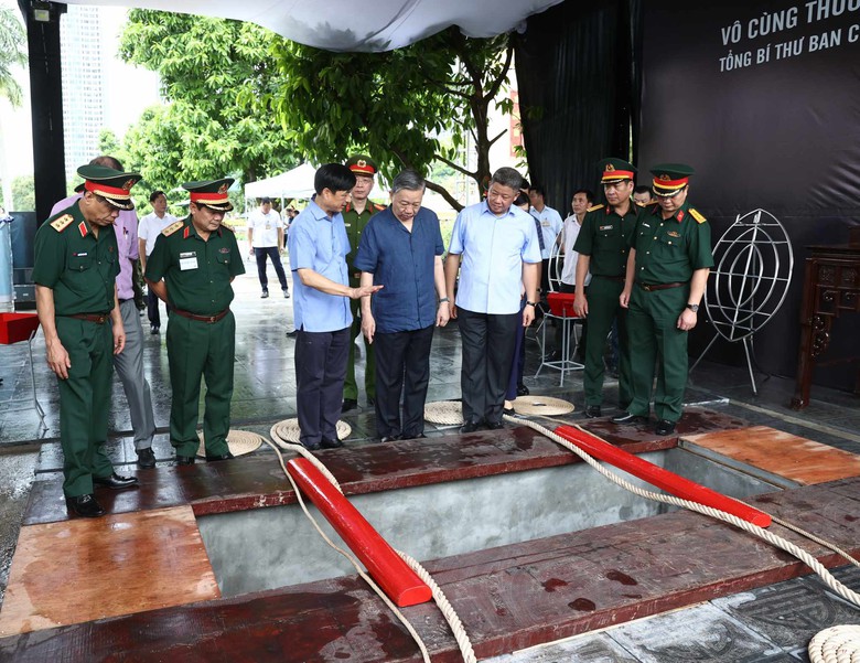 Chủ tịch nước T&ocirc; L&acirc;m kiểm tra c&ocirc;ng t&aacute;c chuẩn bị Quốc tang Tổng B&iacute; thư Nguyễn Ph&uacute; Trọng- Ảnh 2.