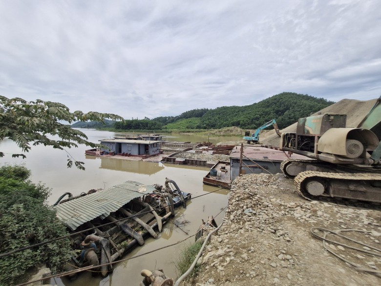 Ai kiểm so&aacute;t kho&aacute;ng sản tại dự &aacute;n nạo v&eacute;t l&ograve;ng hồ N&uacute;i Cốc, Th&aacute;i Nguy&ecirc;n?- Ảnh 7.