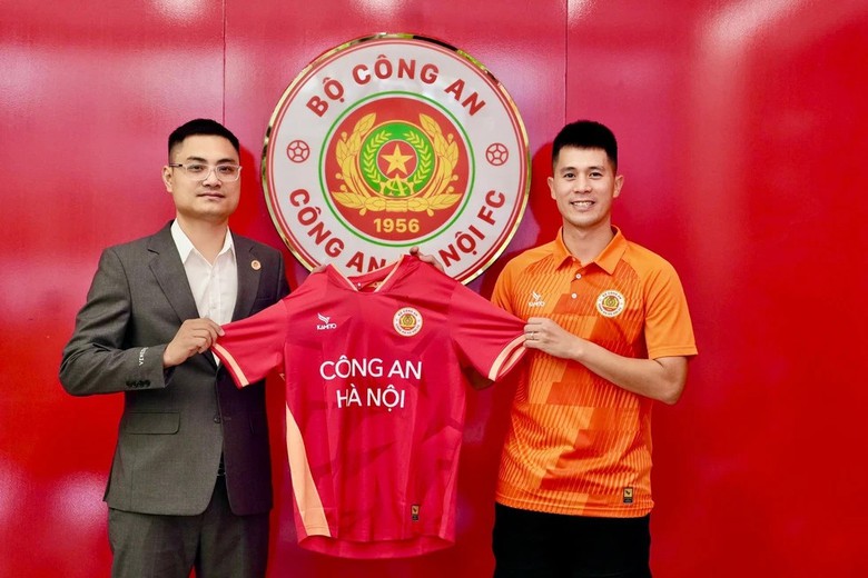 "Chuy&ecirc;n gia săn t&acirc;y" gia nhập đội b&oacute;ng nh&agrave; gi&agrave;u V-League- Ảnh 1.