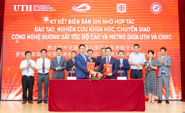Phối hợp Trung Quốc đ&agrave;o tạo nh&acirc;n lực, chuyển giao c&ocirc;ng nghệ đường sắt tốc độ cao, metro- Ảnh 1.