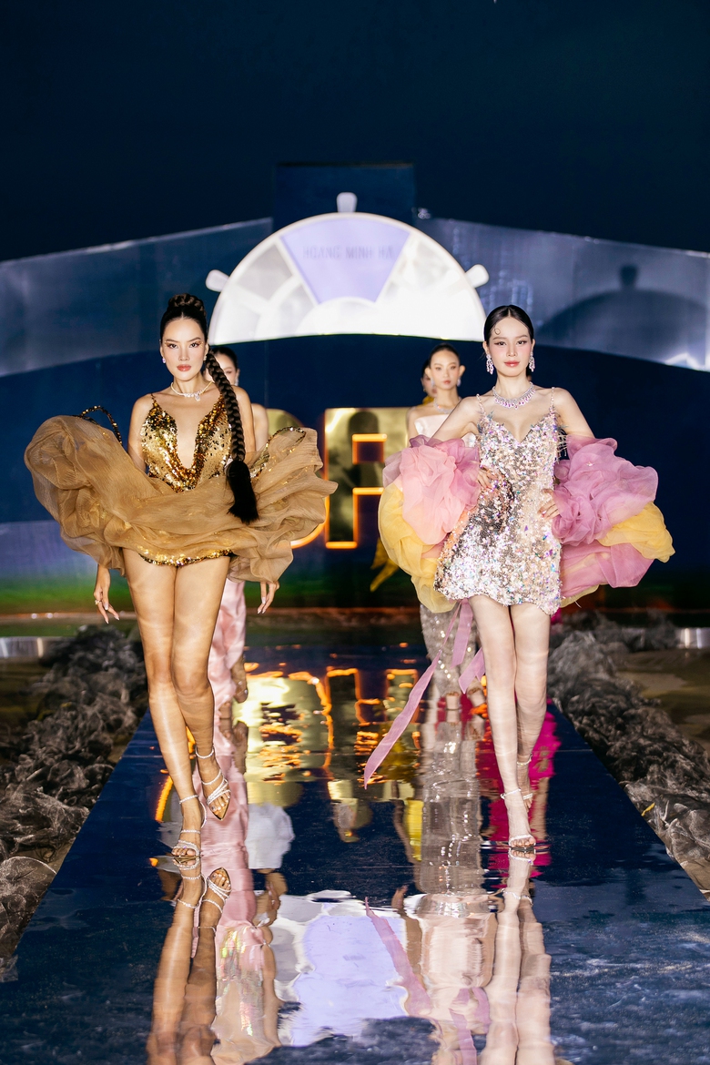 Si&ecirc;u mẫu V&otilde; Ho&agrave;ng Yến về nước, v&aacute;c bụng bầu l&ecirc;n s&agrave;n runway Vietnam Beauty Fashion Fest 8- Ảnh 8.