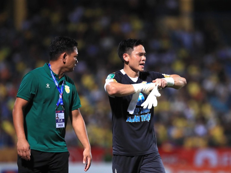 HAGL bỗng "vớ" được m&oacute;n hời từ nh&agrave; v&ocirc; địch V-League- Ảnh 1.