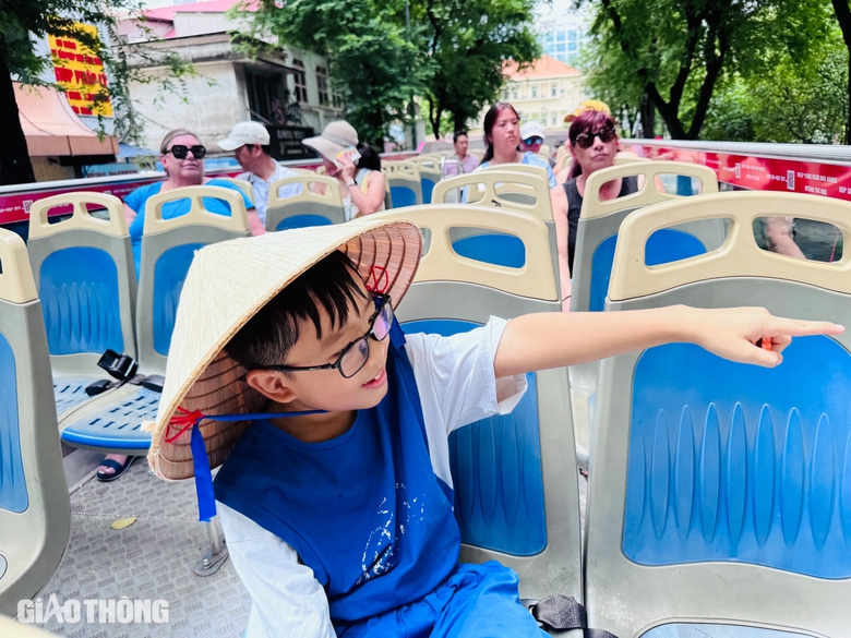 V&igrave; sao doanh nghiệp đua nhau xin mở dịch vụ xe bu&yacute;t hai tầng ở TP.HCM?- Ảnh 4.