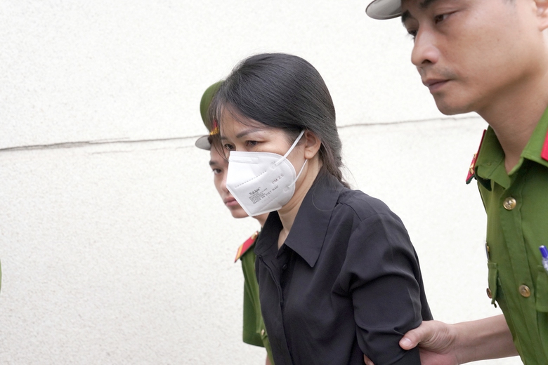 Cựu Chủ tịch FLC Trịnh Văn Quyết bật kh&oacute;c, n&oacute;i lời sau c&ugrave;ng- Ảnh 2.