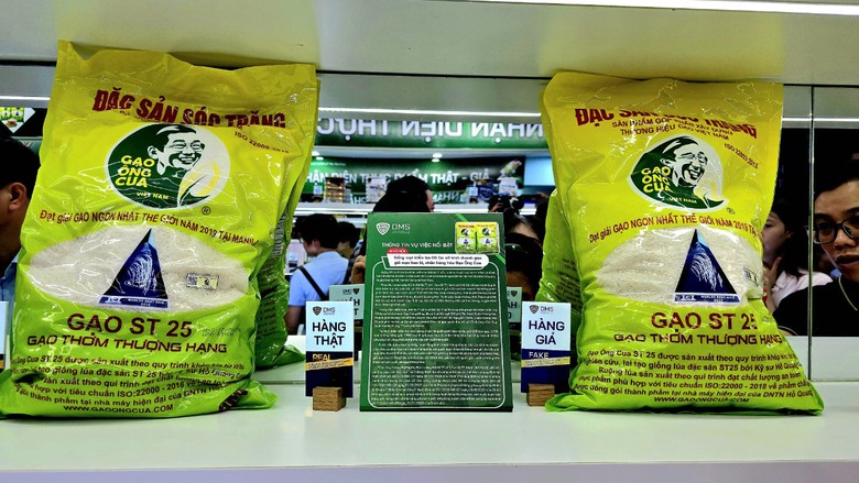 Gạo ST25 dởm tr&agrave;n lan, quản l&yacute; thị trường chỉ c&aacute;ch nhận biết - Ảnh 1.