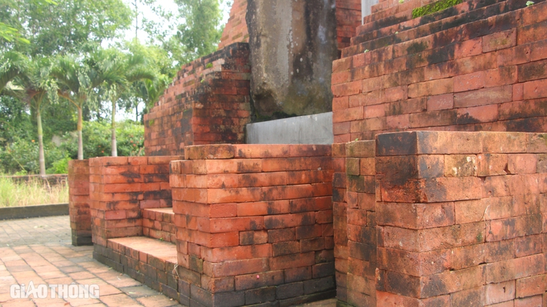 Cận cảnh di t&iacute;ch đặc biệt c&oacute; 5 bảo vật quốc gia ở Bạc Li&ecirc;u- Ảnh 4.