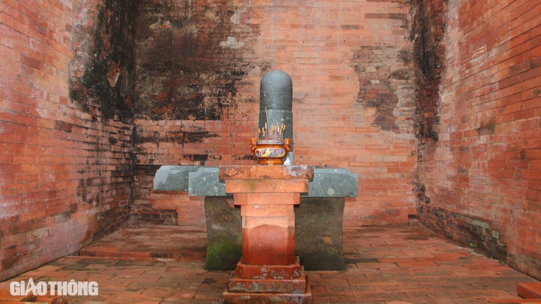 Cận cảnh di t&iacute;ch đặc biệt c&oacute; 5 bảo vật quốc gia ở Bạc Li&ecirc;u- Ảnh 7.