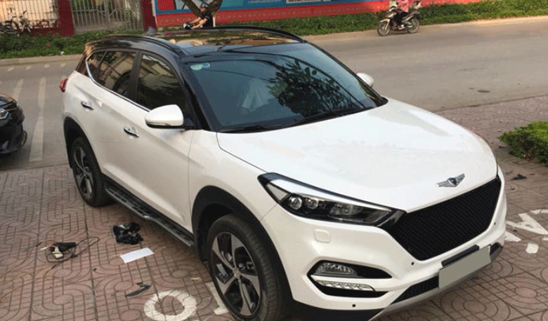 Ô tô dán decal nóc đen có được đăng kiểm?- Ảnh 1. Ô tô dán decal nóc đen có được đăng kiểm?- Ảnh 1.