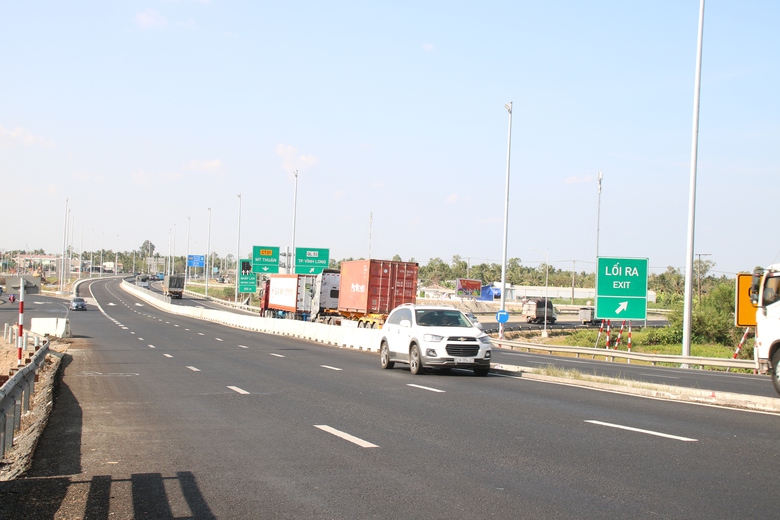 Cao tốc Mỹ Thuận - Cần Thơ thu ph&iacute; từ ng&agrave;y 1/10?- Ảnh 1.