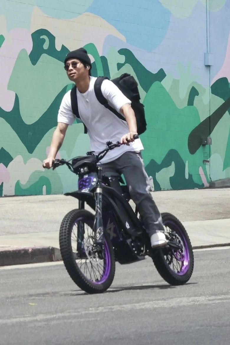 Con trai gốc Việt của Angelina Jolie gặp tai nạn giao th&ocirc;ng: Sức khỏe giờ ra sao?- Ảnh 2.