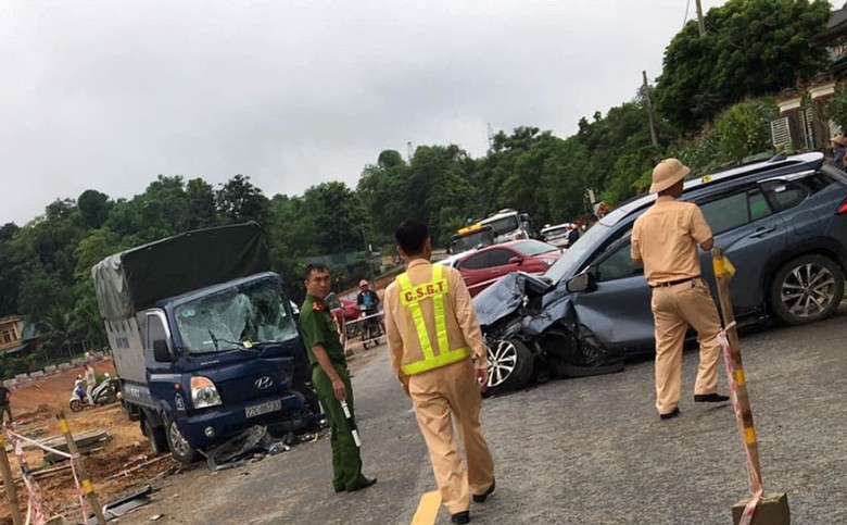 Hiện trường vụ tai nạn. Hiện trường vụ tai nạn.