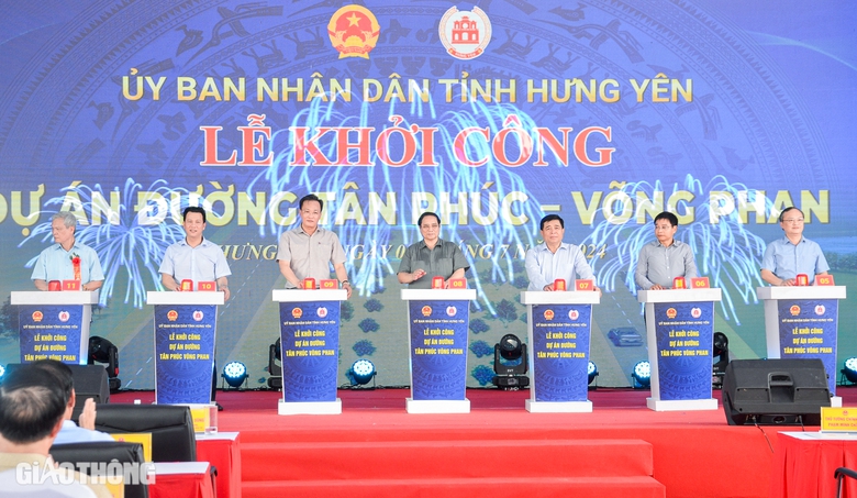 Thủ tướng ph&aacute;t lệnh khởi c&ocirc;ng tuyến đường 3.000 tỷ ở Hưng Y&ecirc;n- Ảnh 1.