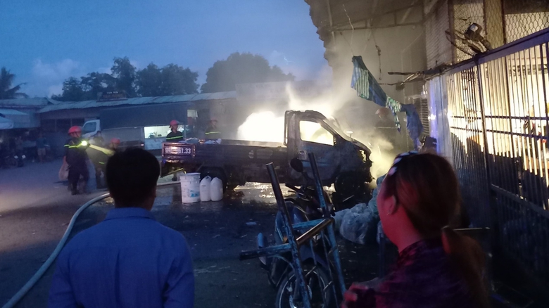 Bạc Li&ecirc;u: Tạm giữ thanh ni&ecirc;n đ&acirc;m người, đốt xe tải- Ảnh 1.