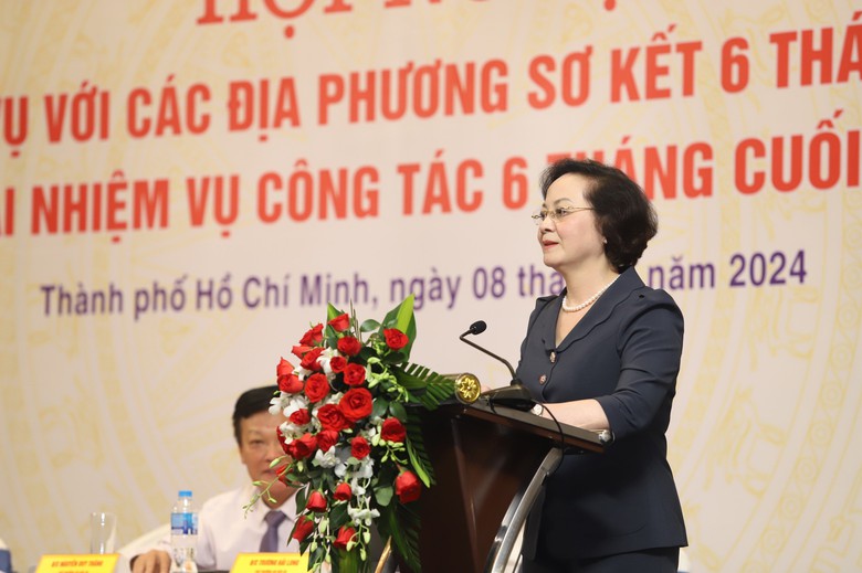 Bộ trưởng Bộ Nội vụ: Gặp kh&oacute; khi triển khai cải c&aacute;ch tiền lương cần phản &aacute;nh ngay- Ảnh 1.