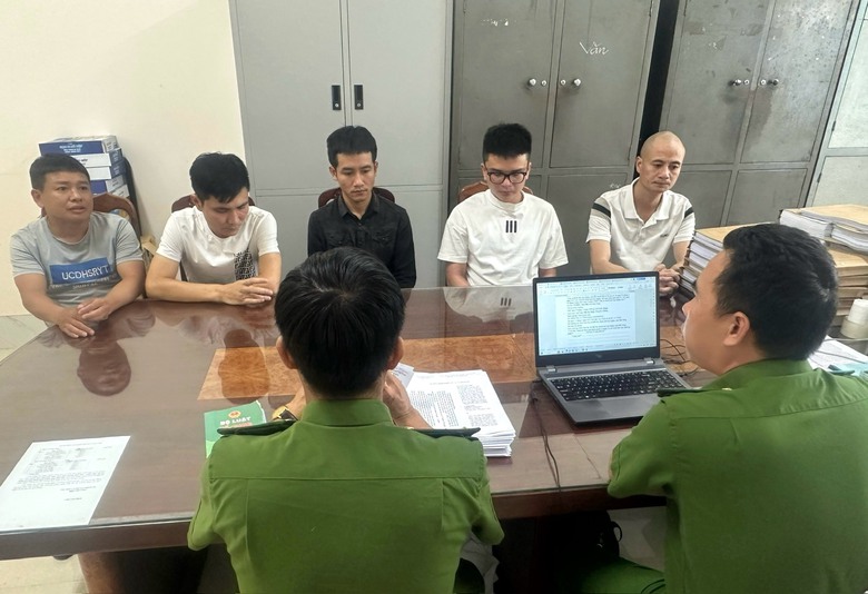 Khởi tố 7 bị can cho vay nặng l&atilde;i l&ecirc;n đến 556%/năm- Ảnh 1.