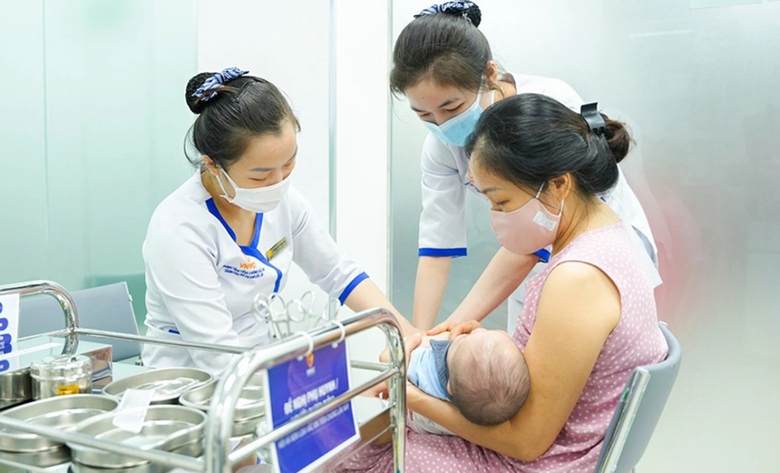 Bất thường gia tăng trẻ mắc ho g&agrave;- Ảnh 2.