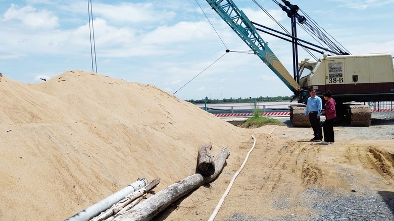 Nhiều bến, b&atilde;i chưa đảm bảo ATGT đường thủy ở Đồng Th&aacute;p đang được khắc phục- Ảnh 2.