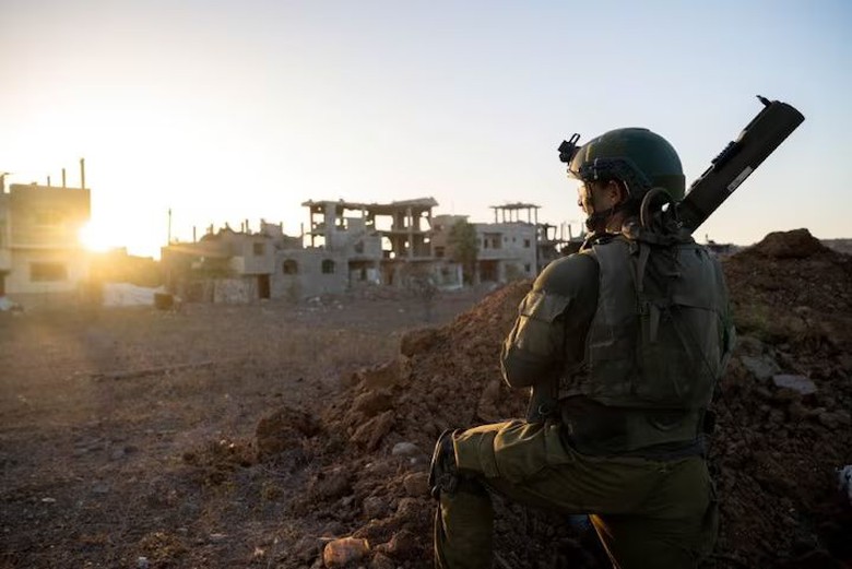 Mỹ đồng loạt hỗ trợ vũ kh&iacute;, trang thiết bị cho Israel v&agrave; Ukraine- Ảnh 1.