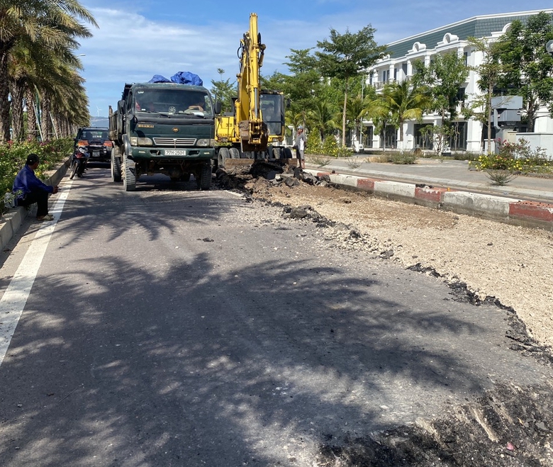 Bị cản trở khi x&acirc;y trạm kiểm tra tải trọng tự động tr&ecirc;n quốc lộ, B&igrave;nh Định xử l&yacute; thế n&agrave;o?- Ảnh 1.