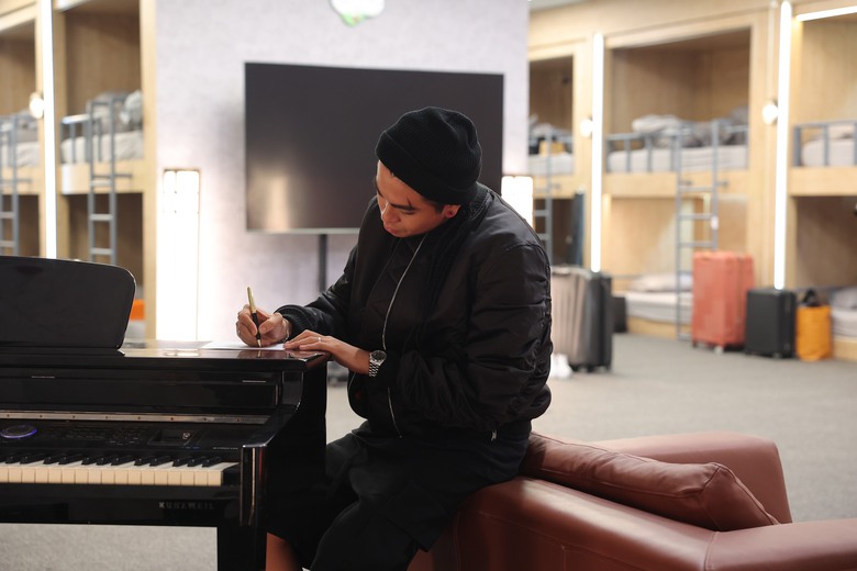 Anh trai vượt ngàn chông gai: Màn chia tay xúc động của Thành Trung- Ảnh 4. Anh trai vượt ngàn chông gai: Màn chia tay xúc động của Thành Trung- Ảnh 4.