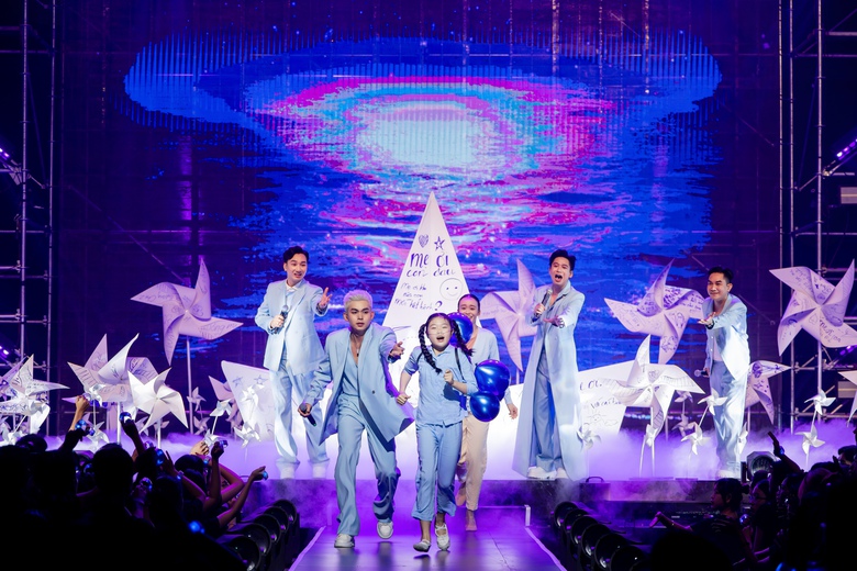 Anh trai vượt ng&agrave;n ch&ocirc;ng gai: Ph&uacute;t lắng đọng với "Nếu một mai t&ocirc;i bay l&ecirc;n trời"- Ảnh 1.