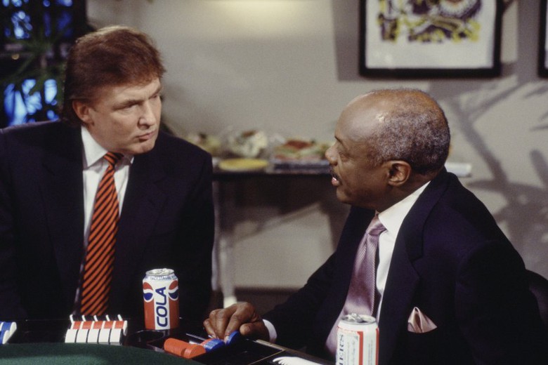Tranh c&atilde;i việc &ocirc;ng Trump từng su&yacute;t kh&ocirc;ng qua khỏi v&igrave; sự cố trực thăng- Ảnh 2.