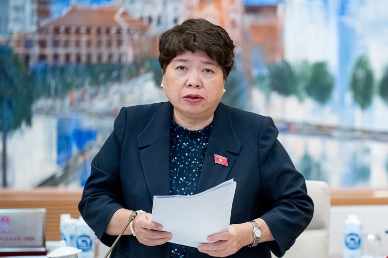 Gi&aacute; b&aacute;n ở c&aacute;c nh&agrave; thuốc phải thống nhất, kh&ocirc;ng thể c&ugrave;ng loại nhưng kh&aacute;c gi&aacute;- Ảnh 1.