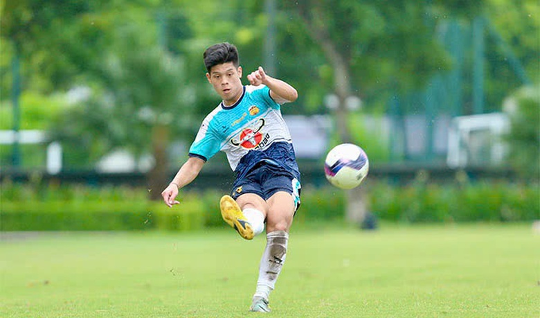 Tỏa s&aacute;ng ở giải U21 Quốc gia, sao trẻ HAGL nhận "qu&agrave;" từ HLV Kim Sang-sik- Ảnh 1.