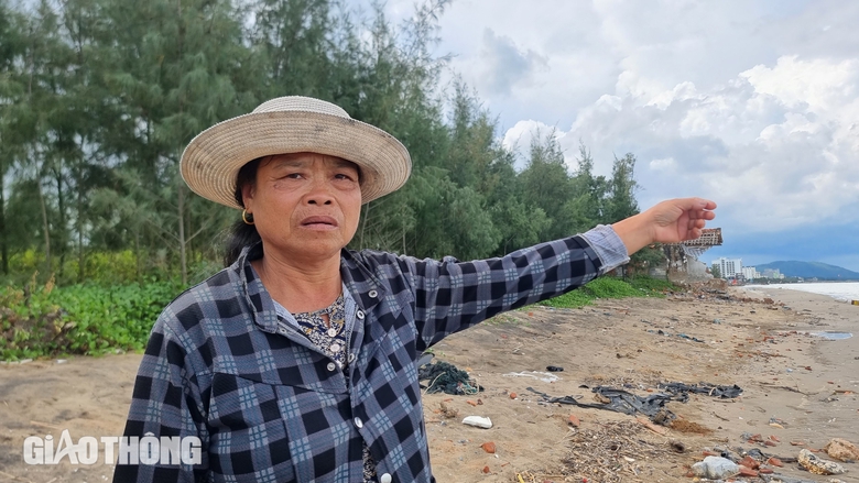 H&igrave;nh ảnh biển đe dọa "nuốt" đường v&agrave; nh&agrave; ở Thanh H&oacute;a- Ảnh 11.