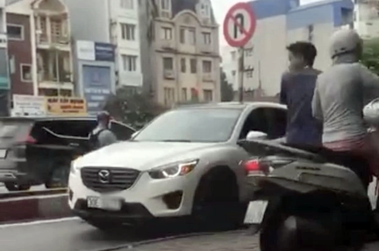 Lời khai bất ngờ của nữ t&agrave;i xế &ocirc; t&ocirc; đi ngược chiều đường Trường Chinh- Ảnh 1.